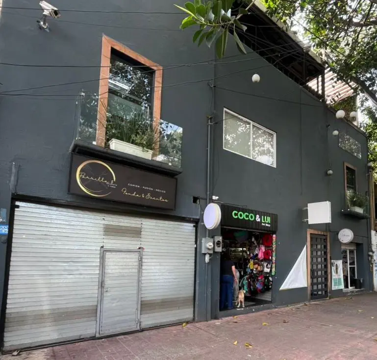 Fachada de oficinas en Vista Alegre, Ciudad de México